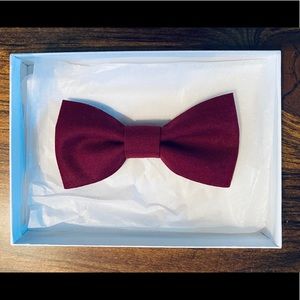 Boys burgundy clip-on bow tie